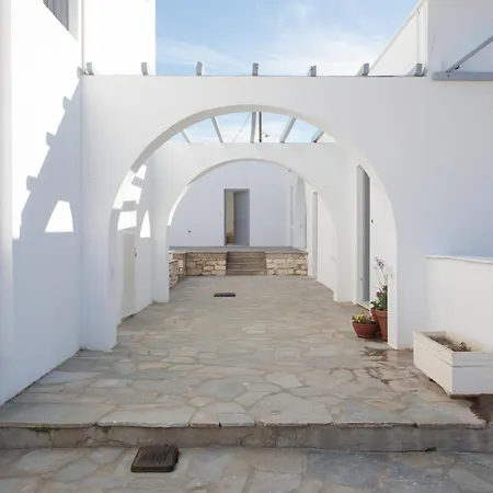 Soley Naxos *